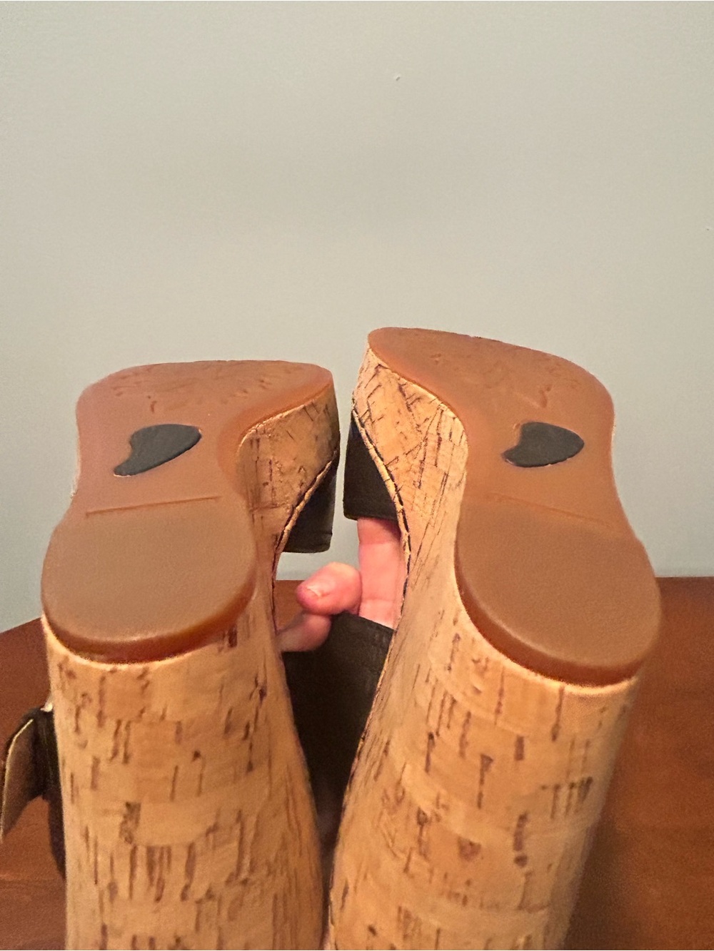 BORN Black Leather Cork Wedge Sandals Classic Slide with Buckle size 9 - Picture 13 of 13